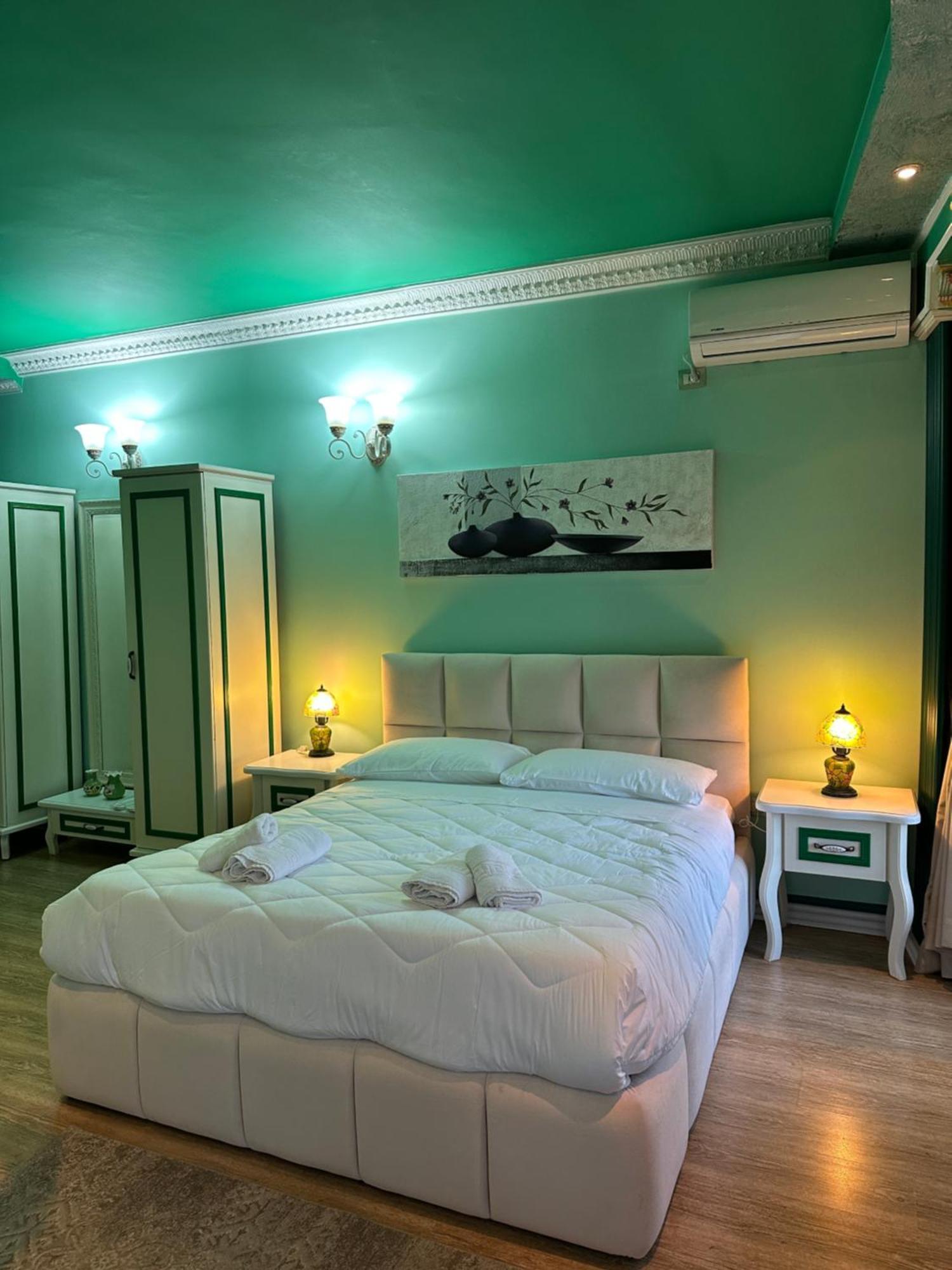 Hotel Boutique Vila Fernando Тирана Экстерьер фото