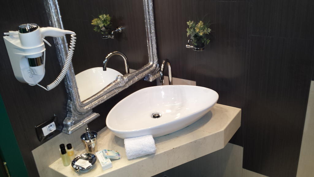 Hotel Boutique Vila Fernando Тирана Номер фото